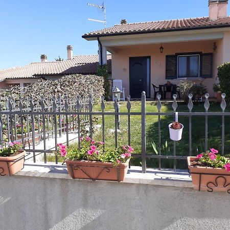 Residence Ai Campi Da Golf Saturnia Εξωτερικό φωτογραφία