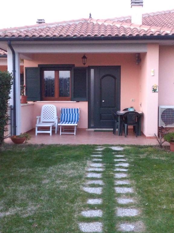 Residence Ai Campi Da Golf Saturnia Εξωτερικό φωτογραφία