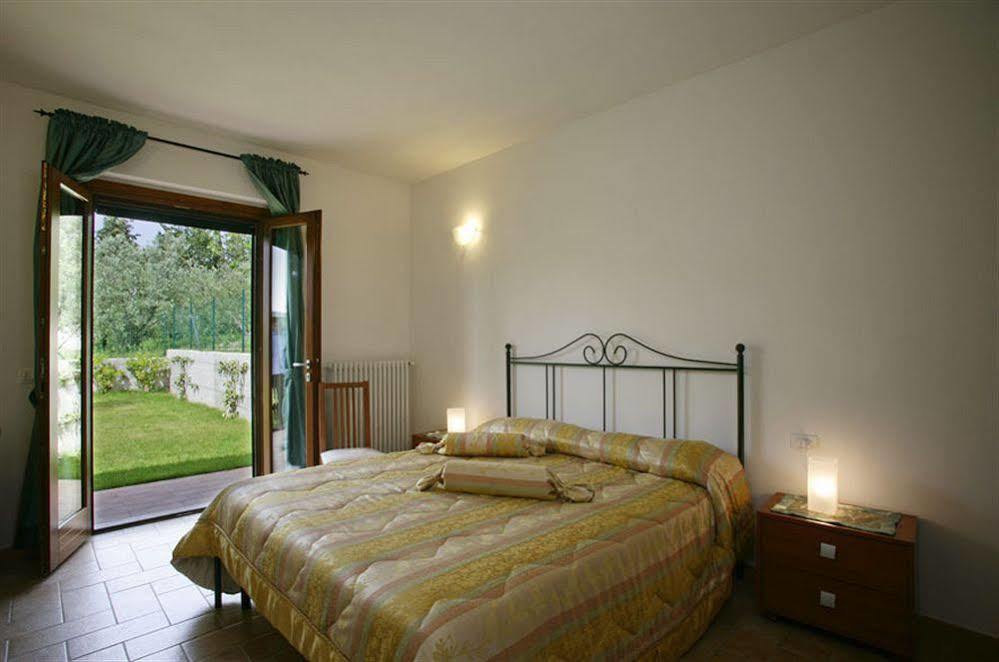 Residence Ai Campi Da Golf Saturnia Εξωτερικό φωτογραφία