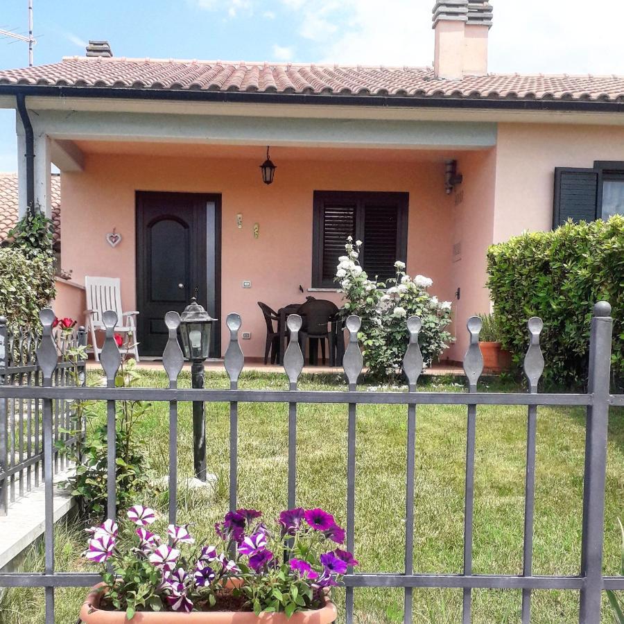 Residence Ai Campi Da Golf Saturnia Εξωτερικό φωτογραφία